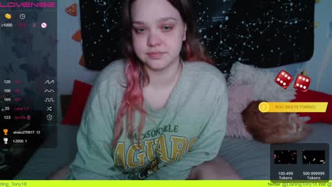 Snapshot of darling_tony18 chatting on 01/31/25, 08:12 darling_tony18 online show from 01/31/25, 08:12