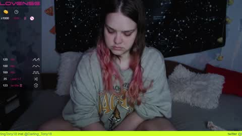 Snapshot of darling_tony18 chatting on 02/01/25, 10:55 darling_tony18 online show from 02/01/25, 10:55