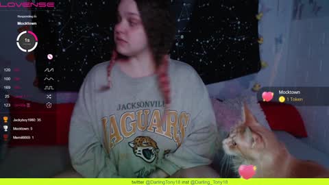 Snapshot of darling_tony18 chatting on 02/06/25, 12:54 darling_tony18 online show from 02/06/25, 12:54