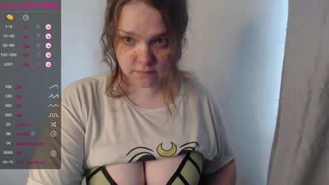 Snapshot of darling_tony18 chatting on 09/19/25, 12:06 darling_tony18 online show from 09/19/25, 12:06