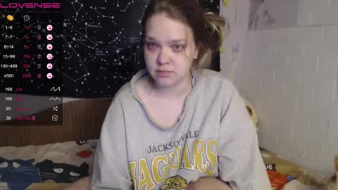 Snapshot of darling_tony18 chatting on 10/31/25, 08:15 darling_tony18 online show from 10/31/25, 08:15