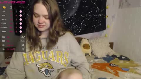 darling_tony18 online show from 12/22/25, 06:05