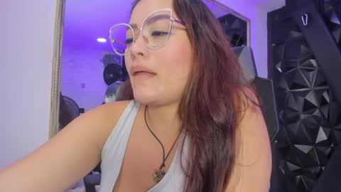 Darling online show from 04/22/26, 03:13