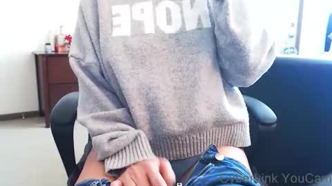 Snapshot of darlingd77 chatting on 12/05/24, 04:34 DarlingD online show from 12/05/24, 04:34