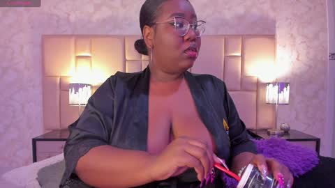  Darnell Queen online show from 12/23/24, 03:50