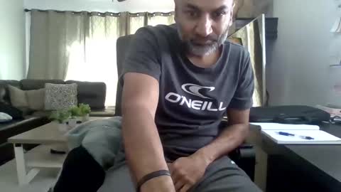 darryl43321 online show from 11/28/25, 05:37