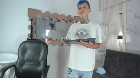 Snapshot of darwin_ggh chatting on 11/16/25, 07:14 darwin_ggh online show from 11/16/25, 07:14