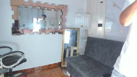 Snapshot of darwin_ggh chatting on 11/17/25, 09:15 darwin_ggh online show from 11/17/25, 09:15