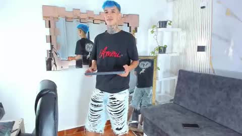 Snapshot of darwin_ggh chatting on 11/25/25, 07:41 darwin_ggh online show from 11/25/25, 07:41