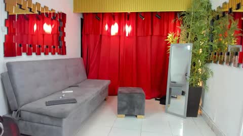 Snapshot of darwin_ggh chatting on 11/26/25, 07:42 darwin_ggh online show from 11/26/25, 07:42