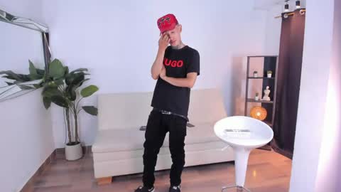 darwin_stark online show from 05/30/26, 07:49