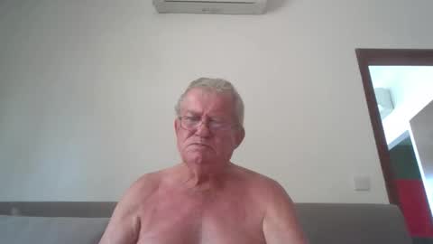 darwincock online show from 04/18/26, 05:00