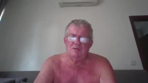darwincock online show from 04/24/26, 02:03