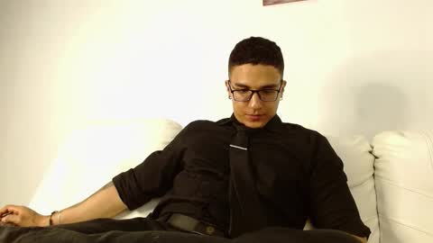 Snapshot of dash_bukoski chatting on 10/30/25, 05:31 Dash online show from 10/30/25, 05:31