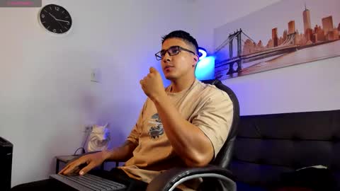 Snapshot of dash_bukoski chatting on 01/06/26, 12:53 Dash online show from 01/06/26, 12:53