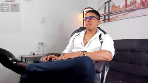 Snapshot of dash_bukoski chatting on 01/09/26, 01:25 Dash online show from 01/09/26, 01:25