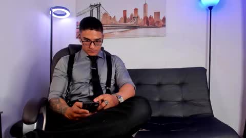 Snapshot of dash_bukoski chatting on 01/19/26, 01:15 Dash online show from 01/19/26, 01:15