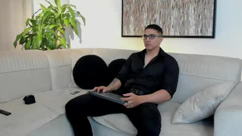 Snapshot of dash_bukoski chatting on 02/13/26, 11:06 Dash online show from 02/13/26, 11:06