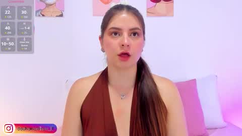 Snapshot of dashanovikov chatting on 11/16/25, 12:00 Dasha online show from 11/16/25, 12:00