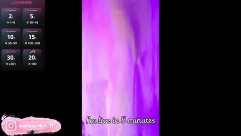 Snapshot of dashanovikov chatting on 02/15/26, 12:47 Dasha online show from 02/15/26, 12:47