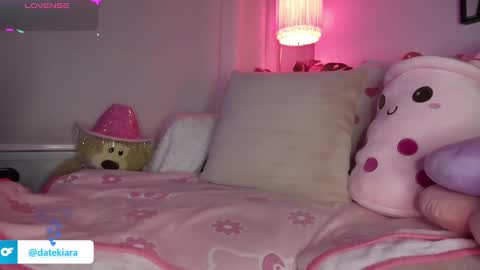 Snapshot of datekiara chatting on 12/08/24, 05:29 Kiara online show from 12/08/24, 05:29