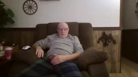 Snapshot of dave571960 chatting on 01/05/25, 11:59 dave571960 online show from 01/05/25, 11:59