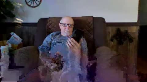 Snapshot of dave571960 chatting on 10/01/25, 11:27 dave571960 online show from 10/01/25, 11:27