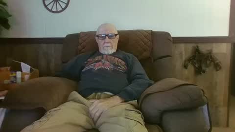 Snapshot of dave571960 chatting on 07/17/26, 09:49 dave571960 online show from 07/17/26, 09:49