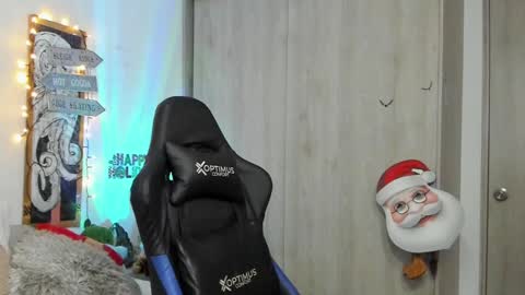 DAVE MAX online show from 12/29/24, 04:51