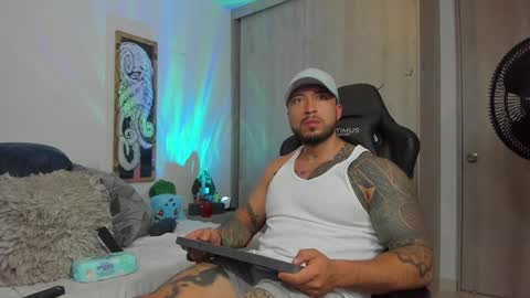 DAVE MAX online show from 01/03/25, 07:07