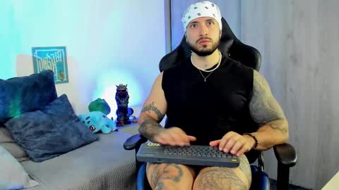 DAVE MAX online show from 11/23/25, 10:20