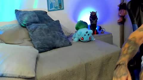 DAVE MAX online show from 11/26/25, 02:51