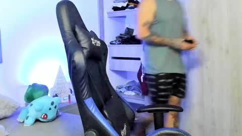 DAVE MAX online show from 11/28/25, 10:07