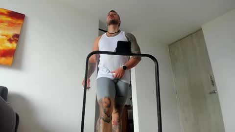 DAVE MAX online show from 04/10/26, 03:39