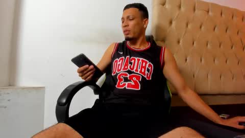 Snapshot of dave_skinnycum420 chatting on 10/30/25, 07:54 dave online show from 10/30/25, 07:54