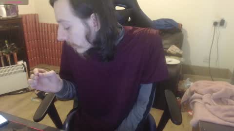 Snapshot of daver281197 chatting on 12/12/24, 03:37 dave online show from 12/12/24, 03:37