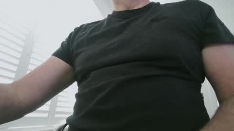 davesu12345 online show from 03/23/26, 08:40