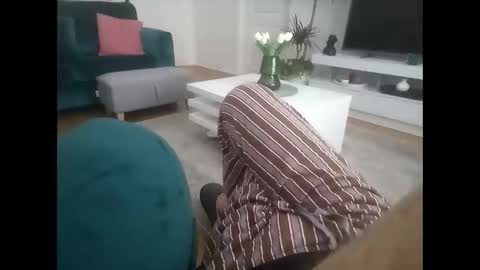 davf76 online show from 04/15/26, 08:32