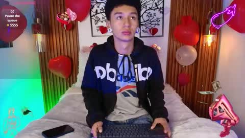 Snapshot of david_banks_ chatting on 02/17/26, 12:45 David online show from 02/17/26, 12:45