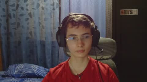 Snapshot of david_colombian chatting on 05/20/26, 03:07 ProgrammerBoy online show from 05/20/26, 03:07