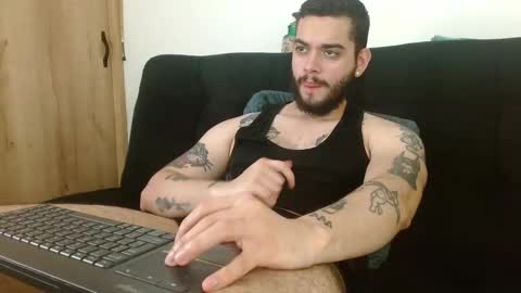 Twitter davidsanctum online show from 10/06/25, 10:18