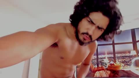 Hey im David that loves to explore and speak their fantasies. Very open talktative and nice. Feel free to chat with me online show from 03/12/25, 03:18