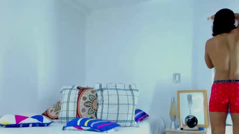 Hey im David that loves to explore and speak their fantasies. Very open talktative and nice. Feel free to chat with me online show from 09/26/25, 11:03