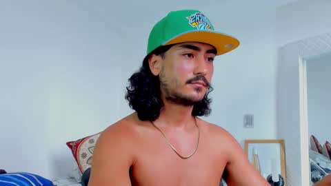 Hey im David that loves to explore and speak their fantasies. Very open talktative and nice. Feel free to chat with me online show from 10/13/25, 05:13