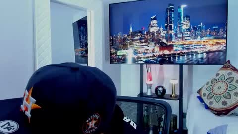 Hey im David that loves to explore and speak their fantasies. Very open talktative and nice. Feel free to chat with me online show from 02/27/26, 12:54