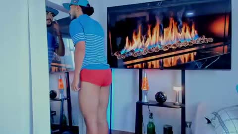 Snapshot of david_johnson372 chatting on 07/11/26, 01:03 Hey im David that loves to explore and speak their fantasies. Very open talktative and nice. Feel free to chat with me online show from 07/11/26, 01:03
