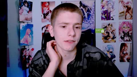 Snapshot of david_lovee chatting on 03/06/25, 11:53 David online show from 03/06/25, 11:53