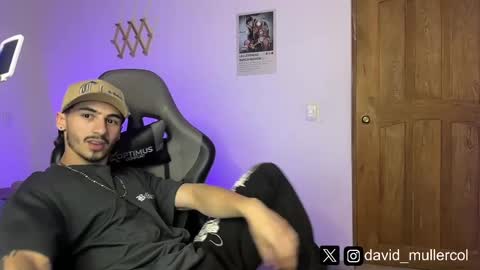 David online show from 02/19/25, 01:18