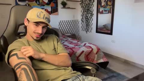 David online show from 12/14/25, 09:52