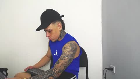 luis online show from 09/09/25, 03:28